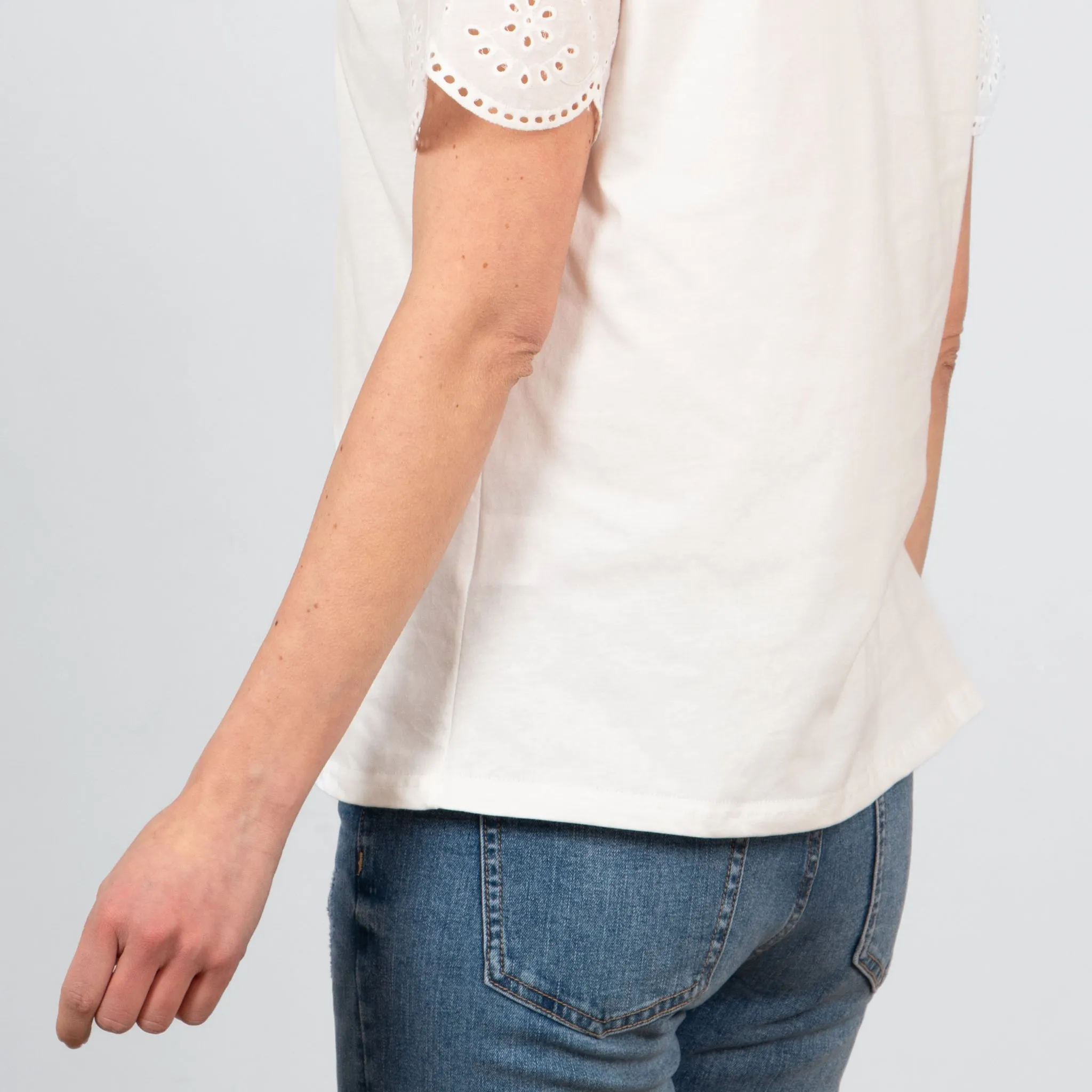 Bryn Cotton Short Sleeve Top - White, Broderie Anglaise