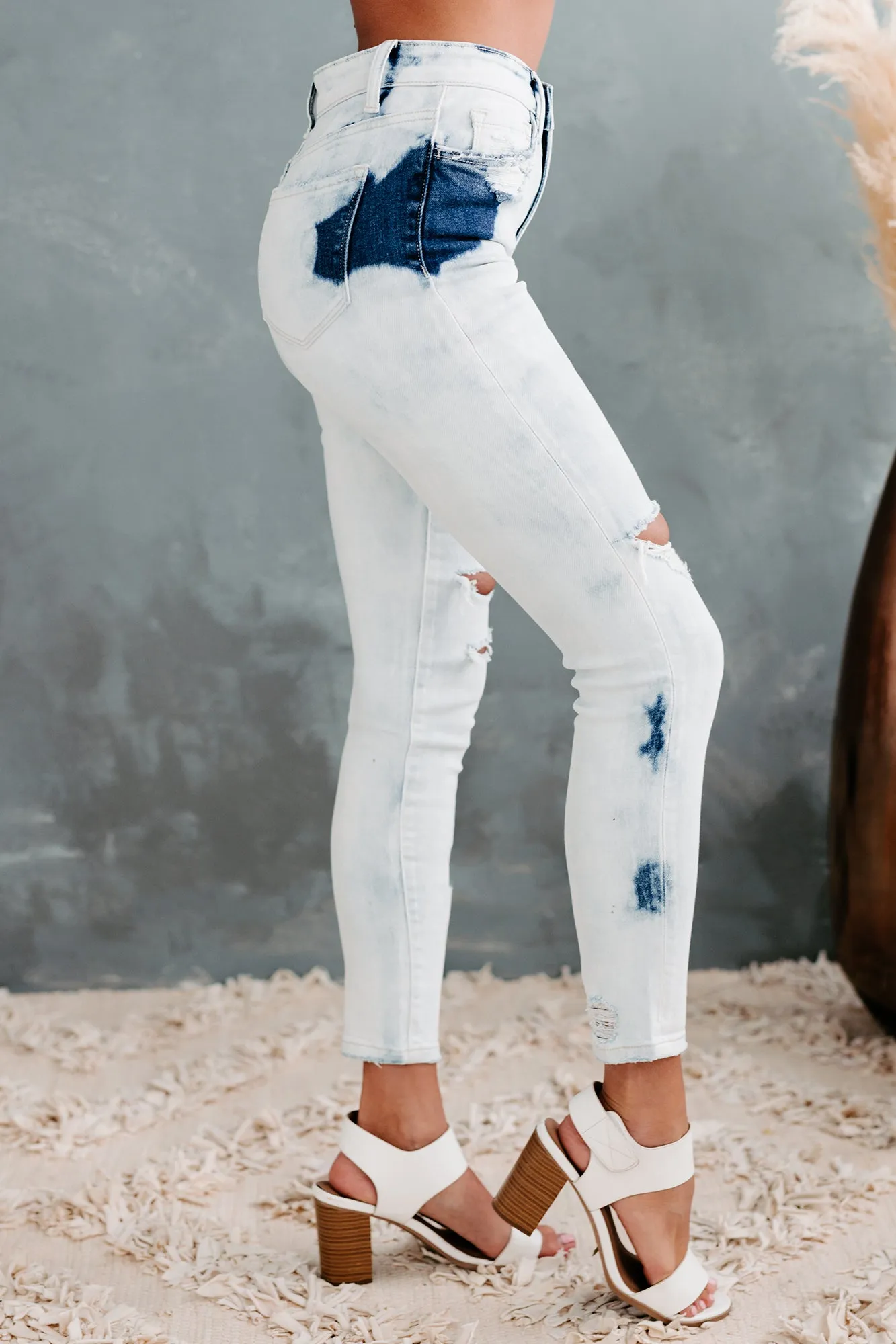 Casually Cool Flying Monkey High Rise Bleached Skinny Jeans (Light)