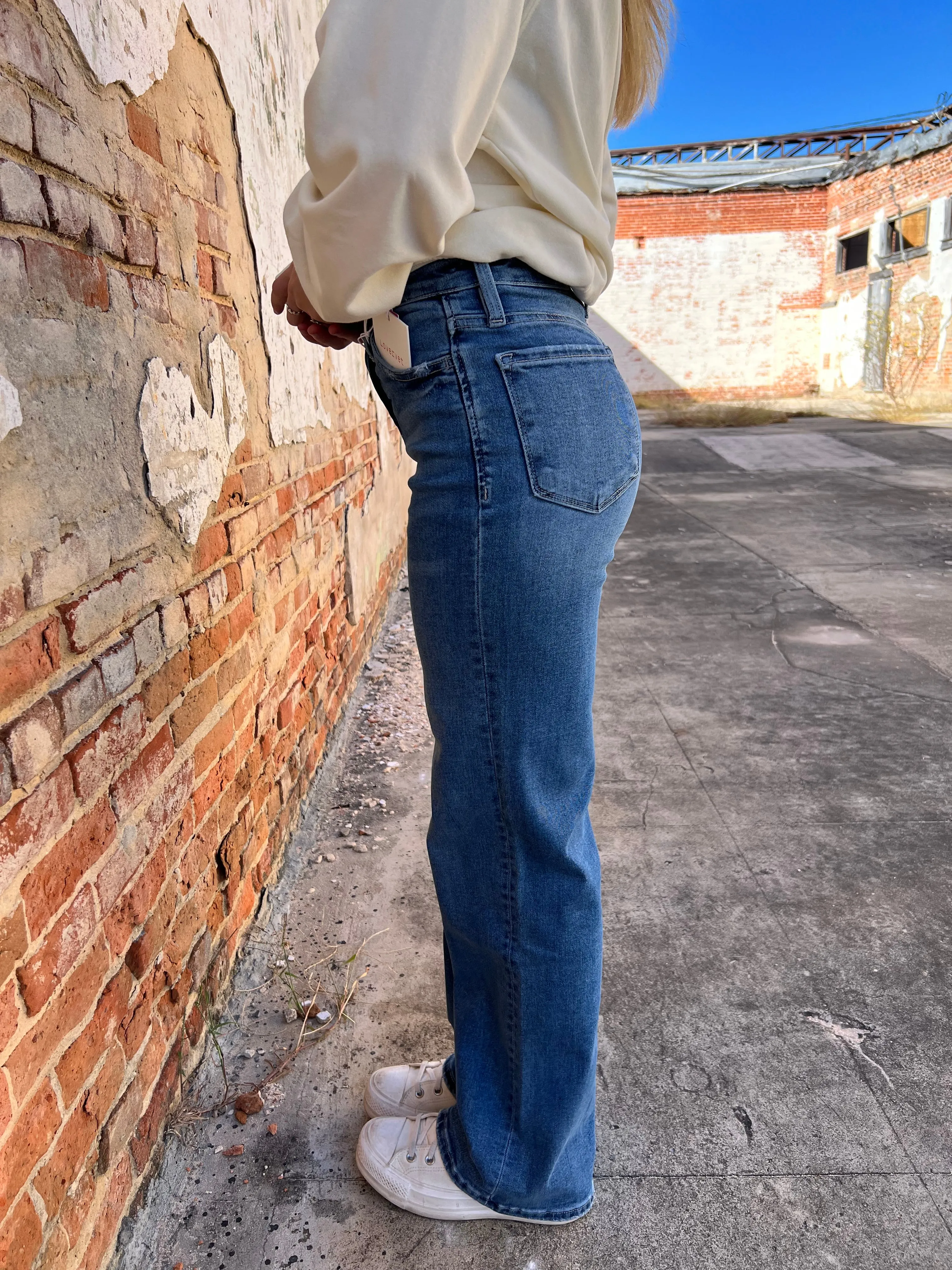 Khloe 90's Super High Rise Wide Leg Tummy Control Jeans