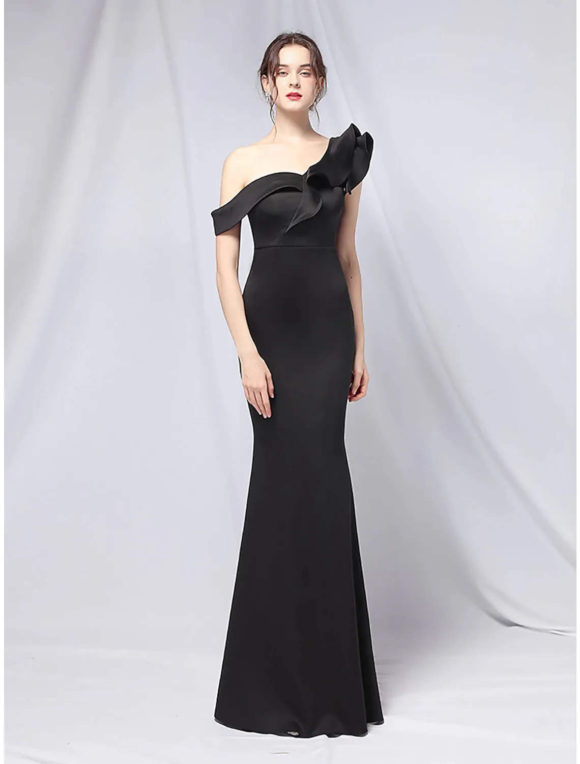 Mermaid / Trumpet Evening Gown Empire Dress Wedding Guest Formal Evening Floor Length Short Sleeve One Shoulder Stretch Satin with Ruffles