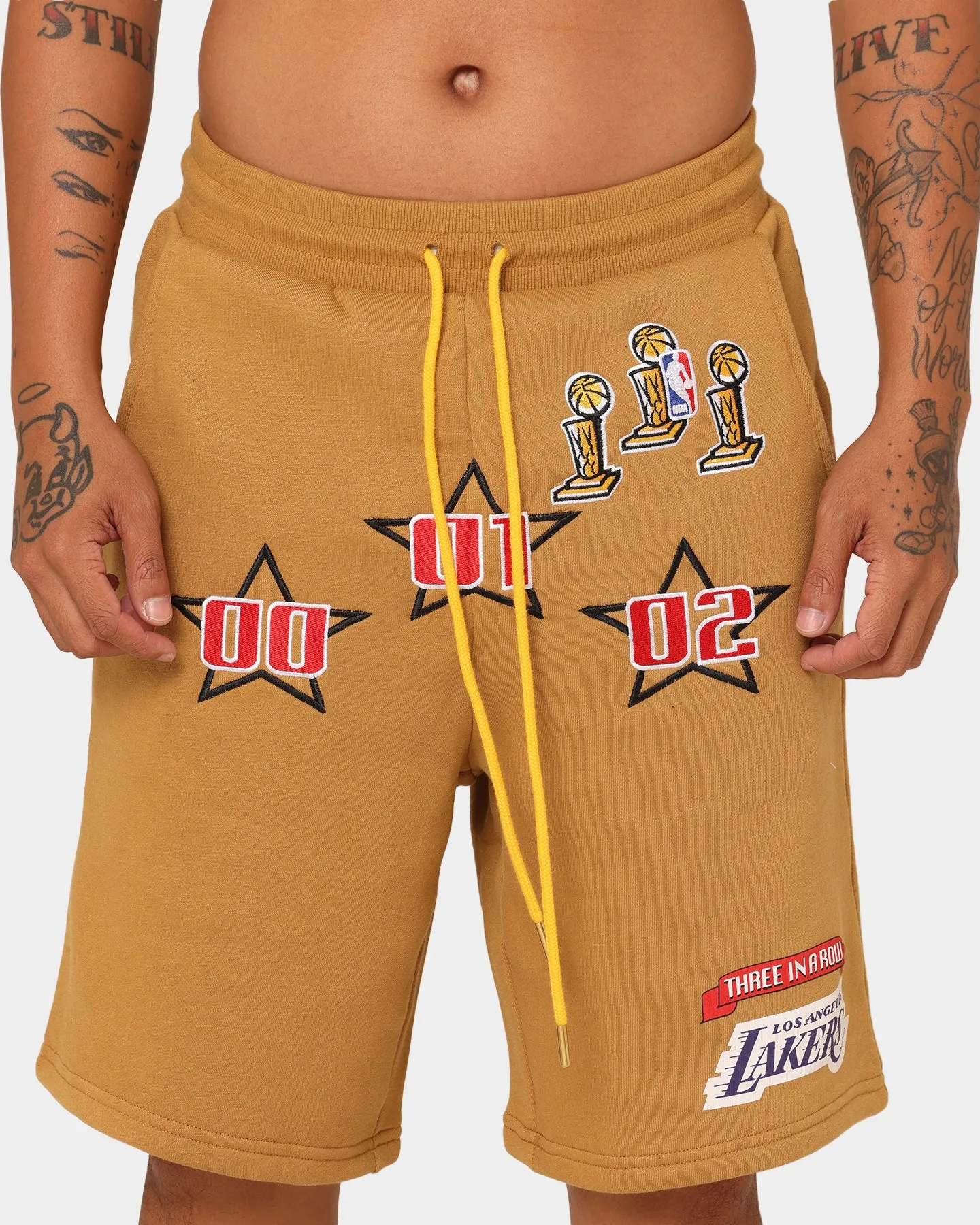 Mitchell & Ness Los Angeles Lakers 3-Peat Shorts Bone Brown
