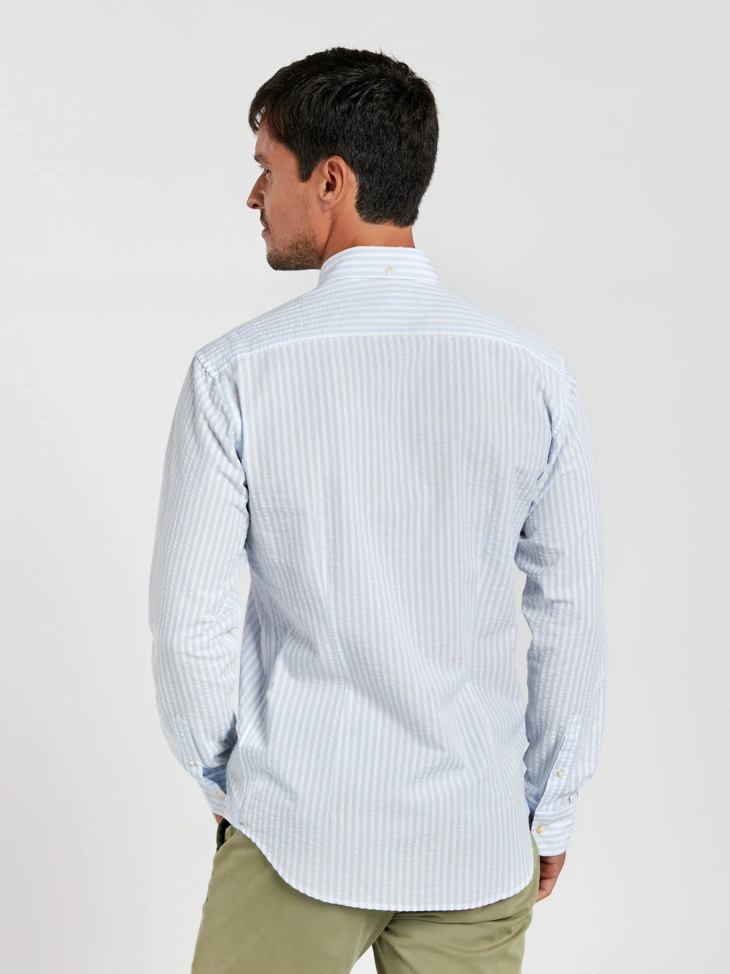 Slim fit 100% bci cotton striped seersucker shirt